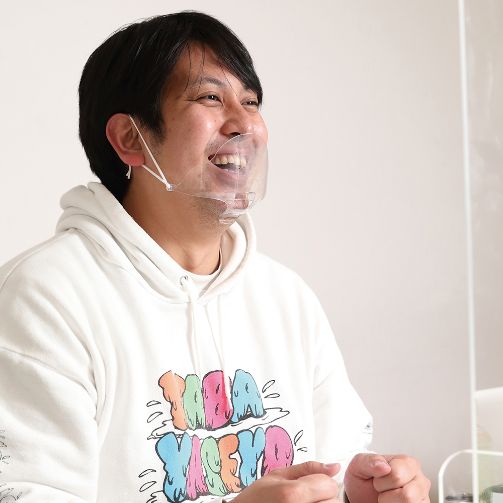 タレント・お笑い芸人 kazutaso Kazlaser - Wikipedia